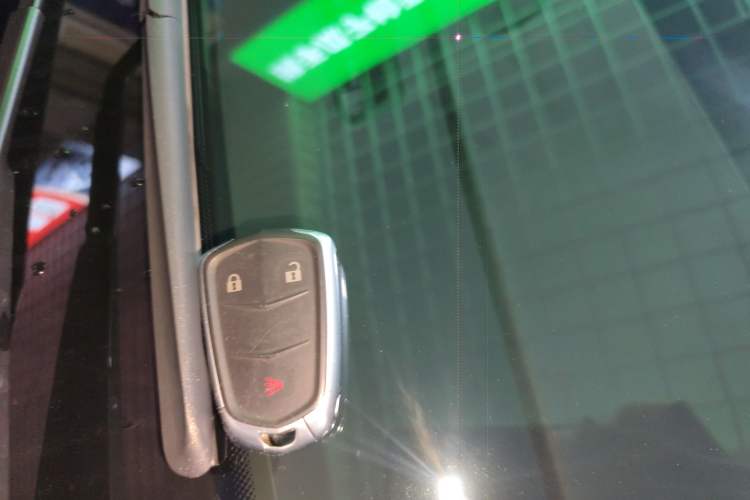 Used Cadillac XT4 2021 28T Two-Wheel Drive Tech Edition