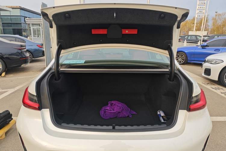 Used BMW 3 Series 2025 325i M Sport Package
