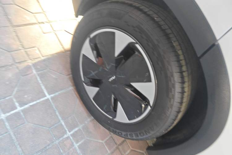 Used Dongfeng Aeolus L7 New Energy 2024 205 Plus
