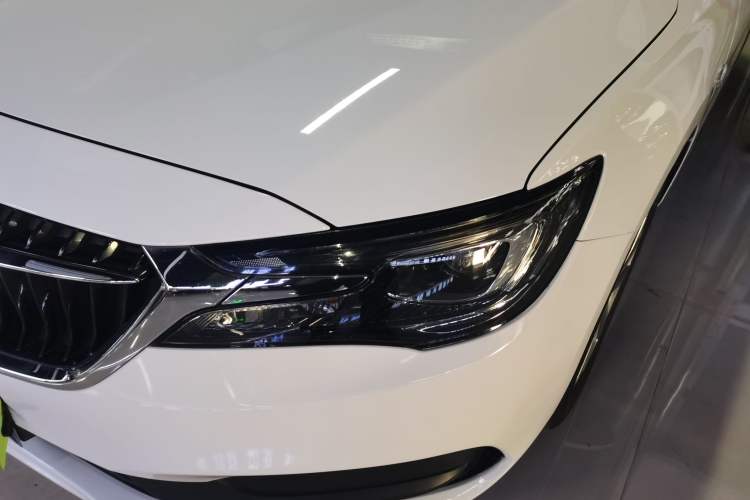 Used Buick GL6 2019 18T 6-Seater Connected Luxury Version China VI Standard
