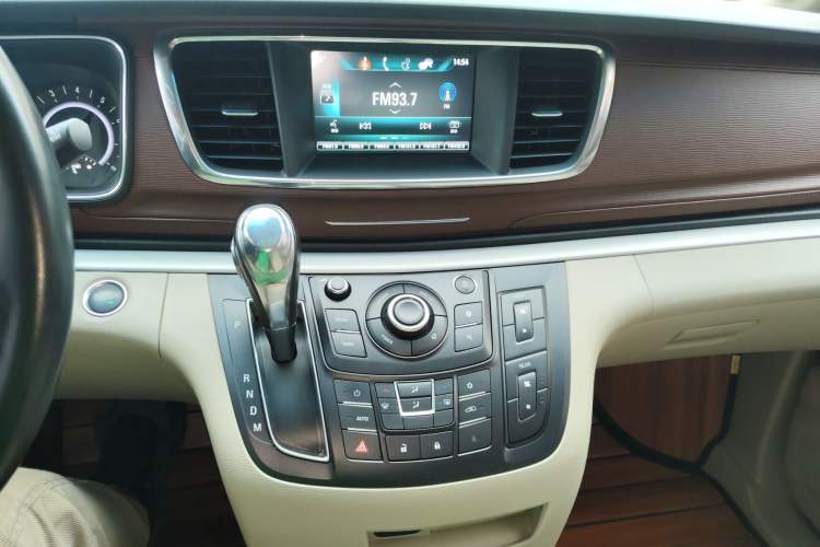 Used Buick GL8 2017 25S Luxury Version China V Standard
