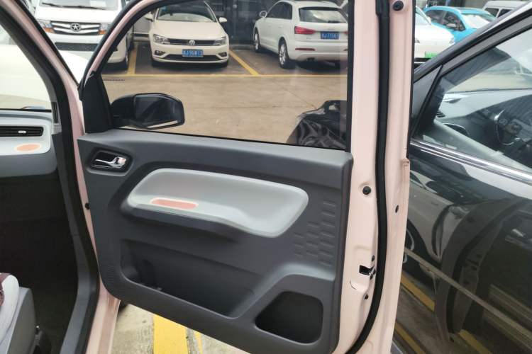 Used Wuling Hongguang MINIEV 2021 Macaron Premium Model – Lithium Iron Phosphate
