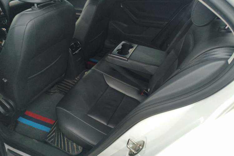 Used Volkswagen Sagitar 2015 1.6L Automatic Comfort Model
