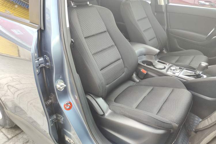 Used Mazda CX-5 2015 2.0L Automatic Two-Wheel Drive Urban Version