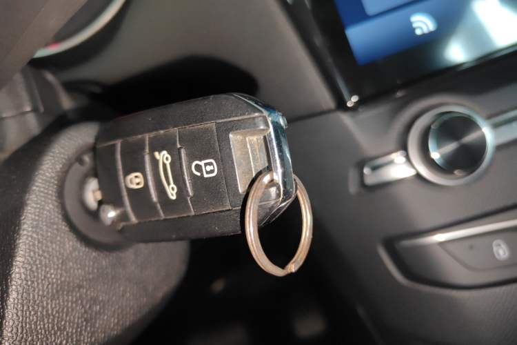 Used Peugeot 408 2015 1.2T Automatic Luxury Edition
