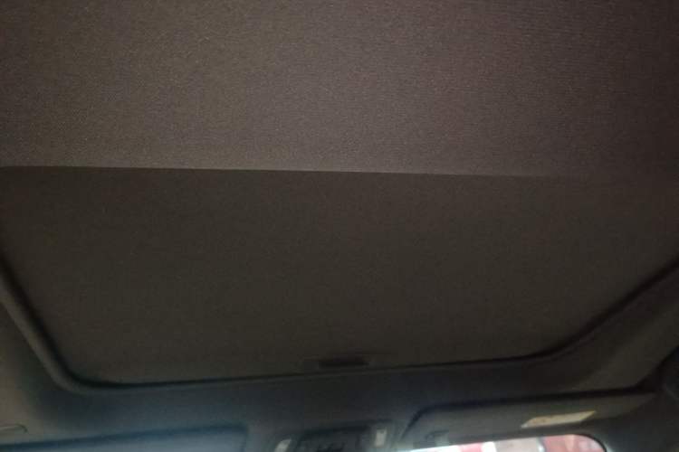 Used Toyota Sienna 2023 2.5L Hybrid Deluxe Edition
