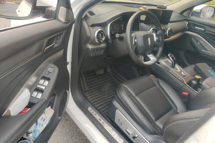 Used Wey VV6 2021 2.0T Two-Wheel Drive Smart Protection+
