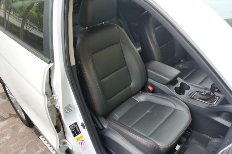 Used Changan CS75 2014 1.8T Automatic Elite Model China IV Standard
