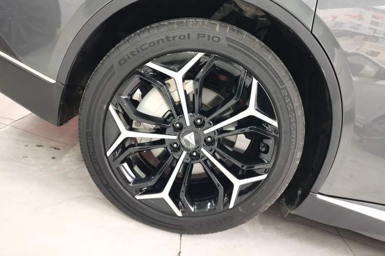 Used  SL03 2023 200Max Range-Extended Version
