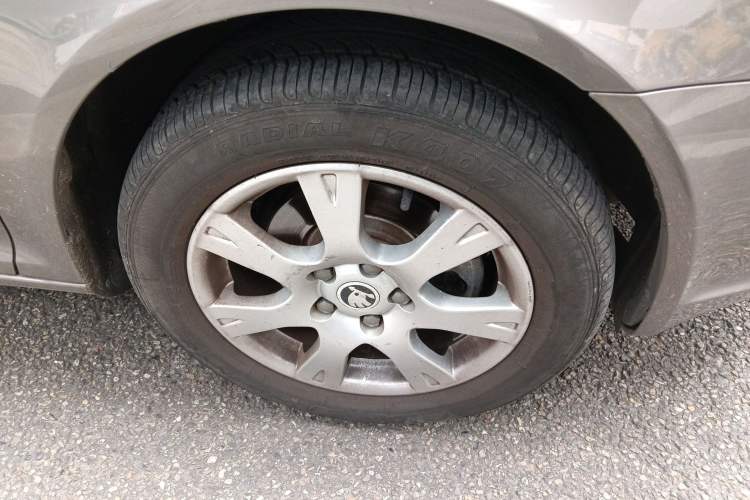 Used Skoda Octavia 2015 Classic Model 1.6L Automatic Yijie Version
