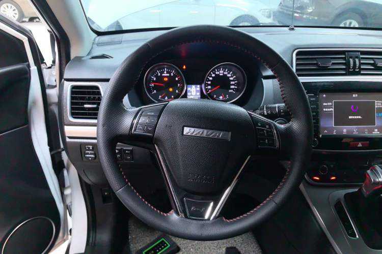 Used Haval M6 2019 1.5T DCT Two-Wheel Drive Elite Version China VI Standard
