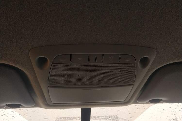 Used Dongfeng Ruichi 6 2020 EV model