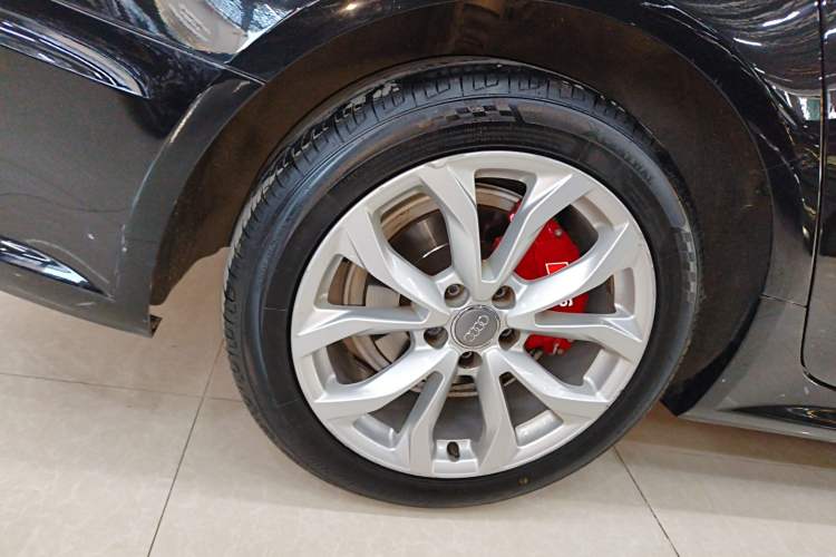 Used Audi A6L 2018 30th Anniversary Edition 35 TFSI Fashion Model
