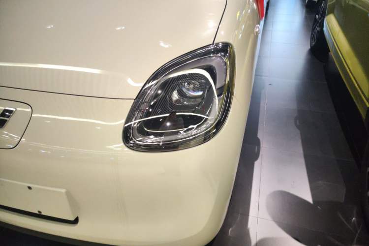 Used Wuling Hongguang MINIEV 2025 Four-Door Version Advanced Edition
