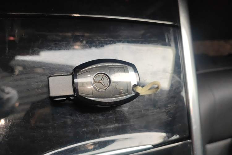 Used Mercedes-Benz E-Class 2015 E 260 L Sport Edition