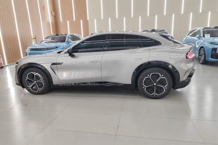 Used  YU7 2025 Ultra-Long Range All-Wheel Drive Pro Version
