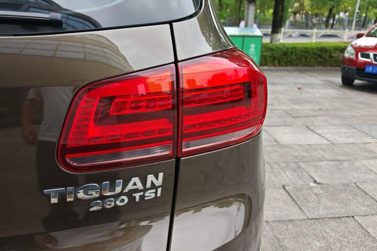 Used Volkswagen Tiguan 2016 280TSI Automatic Two-Wheel-Drive Silk Road Style Edition
