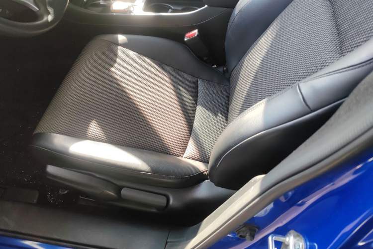 Used Honda Jade 2017 1.8L automatic Comfort version 5 seats
