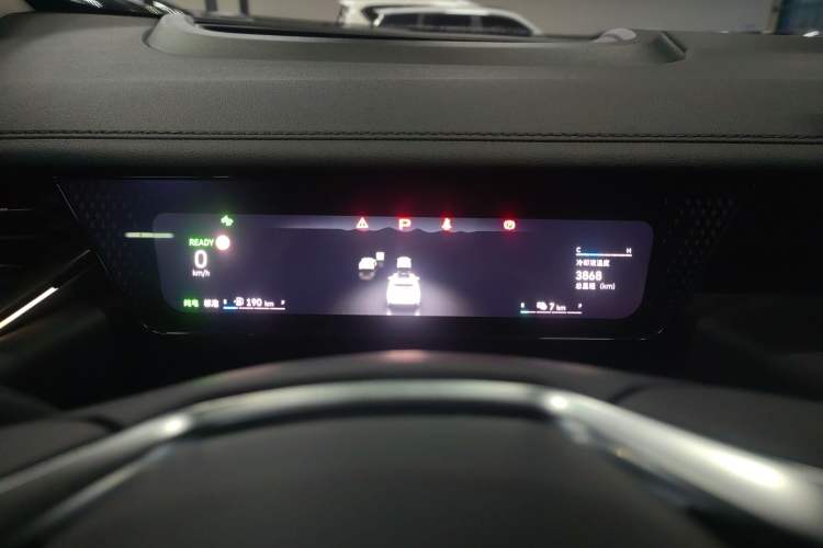 Used Wey Mocha New Energy 2024 Hi4 Four-Wheel Drive Long-Range Version
