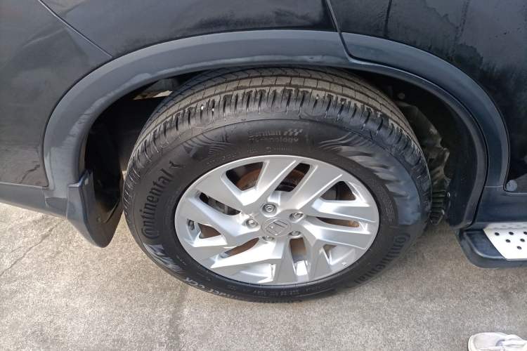 Used Honda CR-V 2015 2.4L four-wheel drive luxury version
