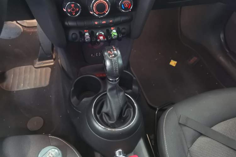 Used  MINI 2014 1.2T ONE+
