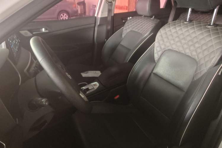 Used Hyundai Tucson 2020 280TGDi Two-Wheel-Drive GLS Smart Connectivity Version China VI Standard