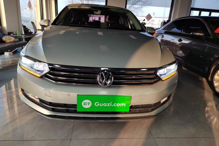 Used Volkswagen Magotan 2018 Facelift 330TSI DSG Luxury Model
