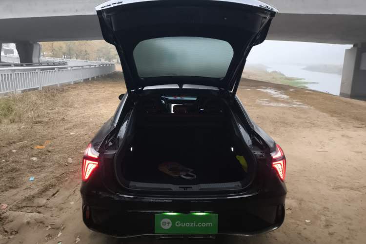 Used Hongqi H6 2023 2.0T ZhiShang Version