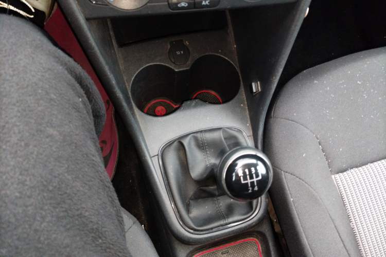 Used Volkswagen Polo 2016 1.4L Manual Fashion Model