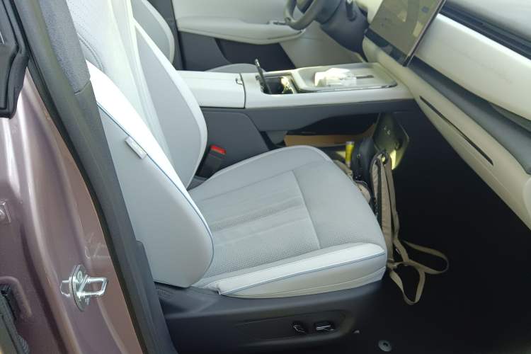 Used VOYAH COURAGE 2024 Four-Wheel Drive Global Edition
