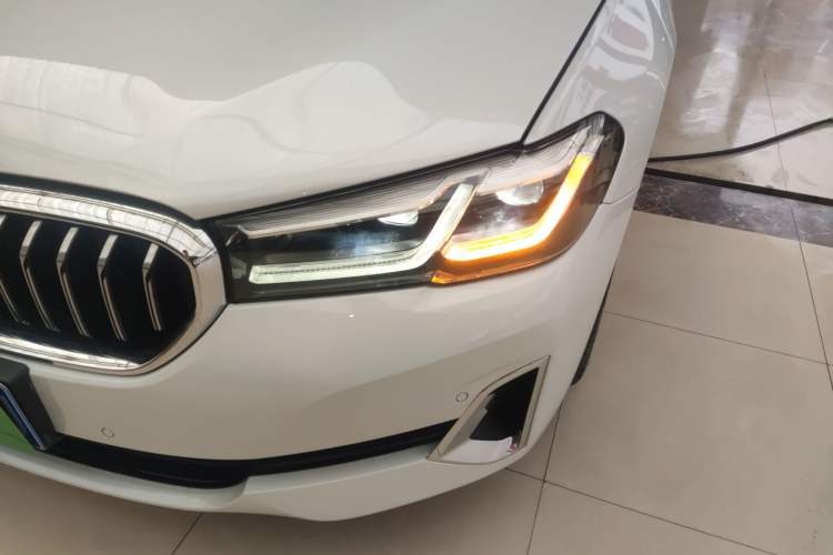 Used BMW 5 Series 2021 525Li Luxury Package
