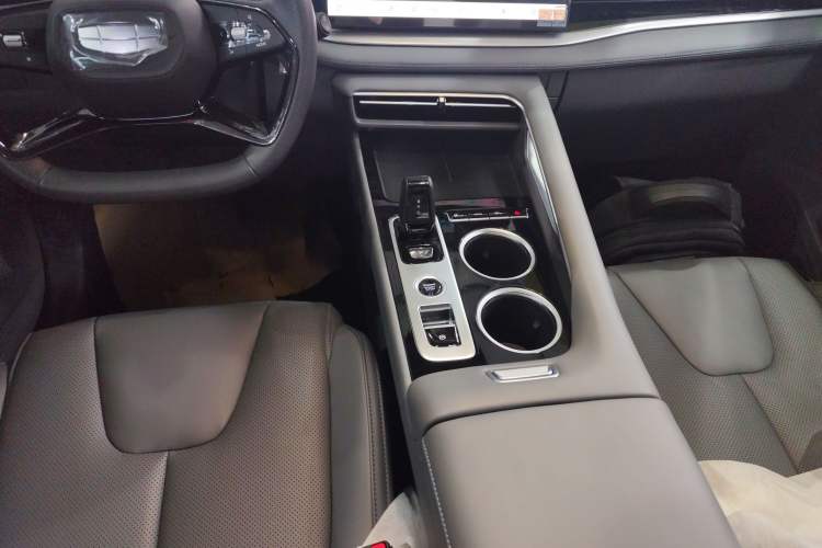 Used Geely Auto Emgrand X7 Sport 2026 Model 1.5TD Aspirational
