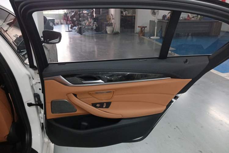 Used BMW 5 Series 2020 530Li Leading Model M Sport Package
