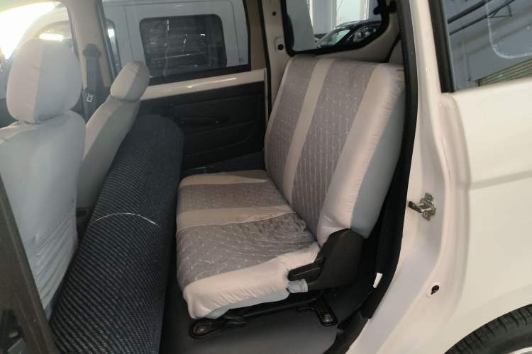 Used Wuling Hongguang 2015 1.2L S Base Model China V Standard
