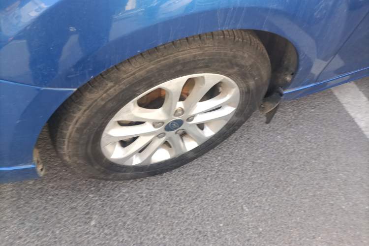 Used Ford Focus 2013 Hatchback Classic 1.8L Automatic Base Model
