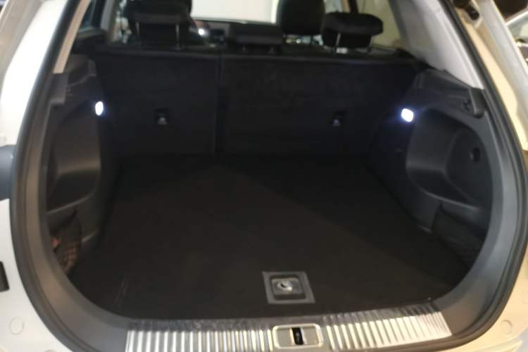 Used Hongqi HS5 2023 2.0T Qixiang Pro Edition
