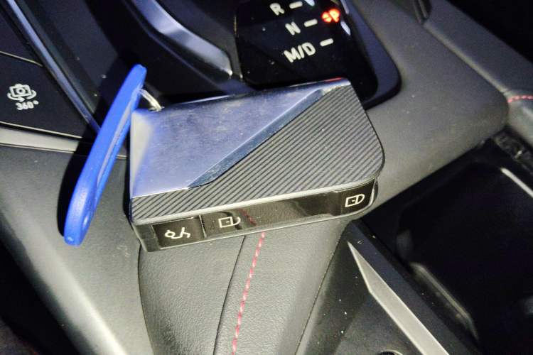 Used Lynk & Co 06 2020 1.5T JinPro model
