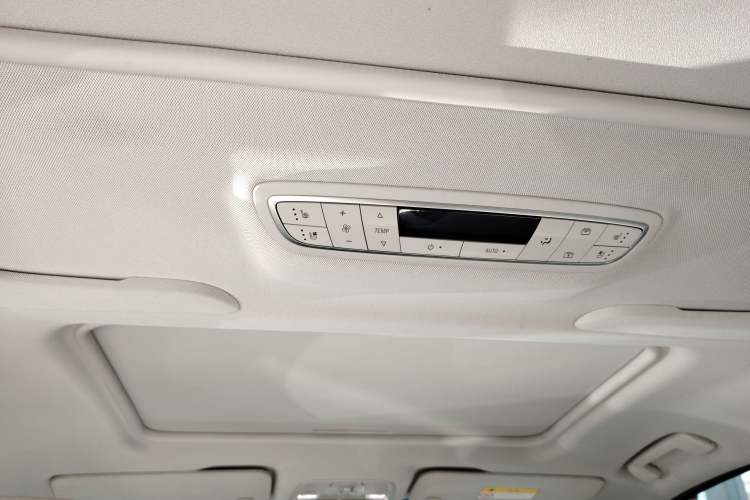 Used Buick GL8 2023 ES Lu Zun Luxury Edition and Yue Version
