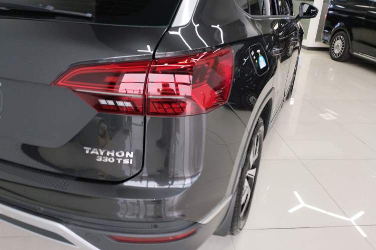 Used Volkswagen Tayron 2019 330TSI Two-Wheel-Drive Luxury Version China V Emission Standard
