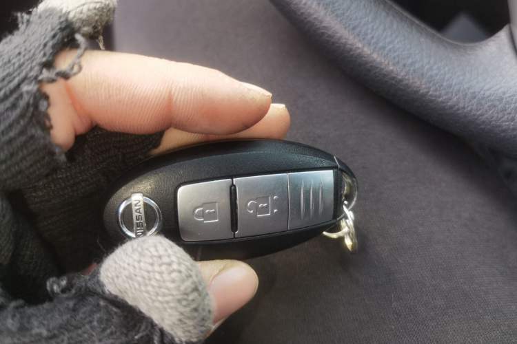 Used Nissan Tiida 2019 1.6L CVT Smart Drive Version China VI Standard