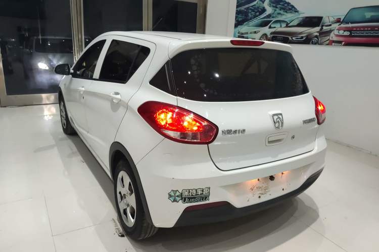 Used Baojun 310 2016 1.2L manual Comfort trim level
