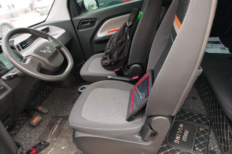 Used Wuling Hongguang MINIEV 2022 Zizai Version Lithium Iron Phosphate
