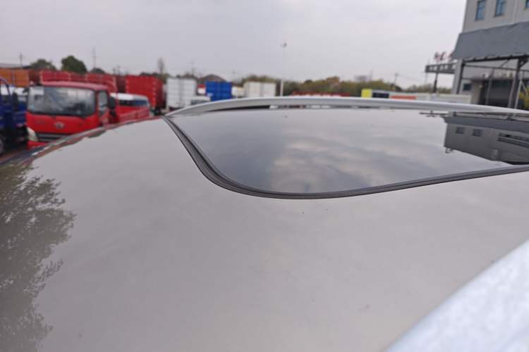 Used Skoda Kodiaq 2018 Facelifted TSI330 5-Seater Two-Wheel-Drive Comfort Edition
