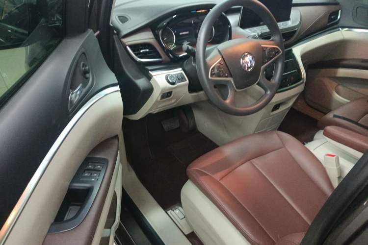 Used Buick GL8 2023 Land Executive Class Smart Enjoyment Model
