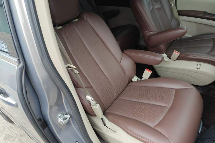 Used Buick GL8 2017 25S Comfort Version China V Standard