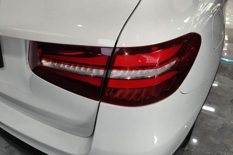 Used Mercedes-Benz GLC 2018 GLC 200 4MATIC
