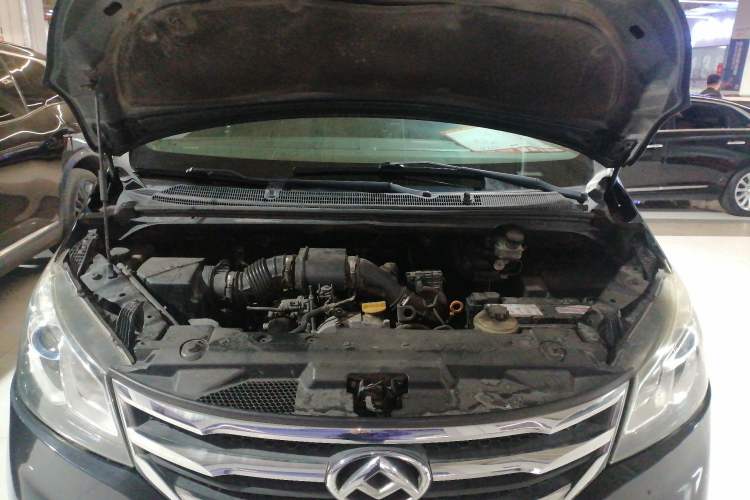 Used SAIC MAXUS G10 2016 1.9T Manual Elite Edition Diesel China V Standard