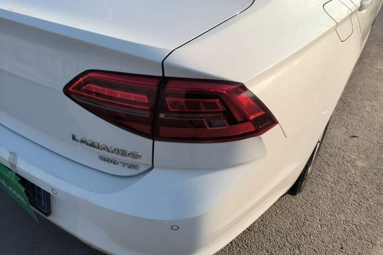 Used Volkswagen Lamando 2019 230TSI DSG Fashion Edition China V Standard
