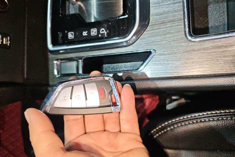 Used Venucia T90 2017 2.0L CVT Fashion Edition
