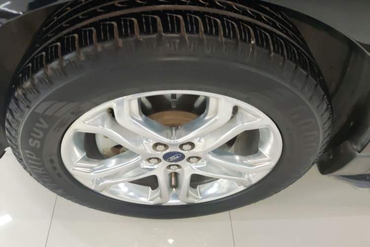 Used Ford Edge 2015 2.0T GTDi 4x4 High-Grade Model